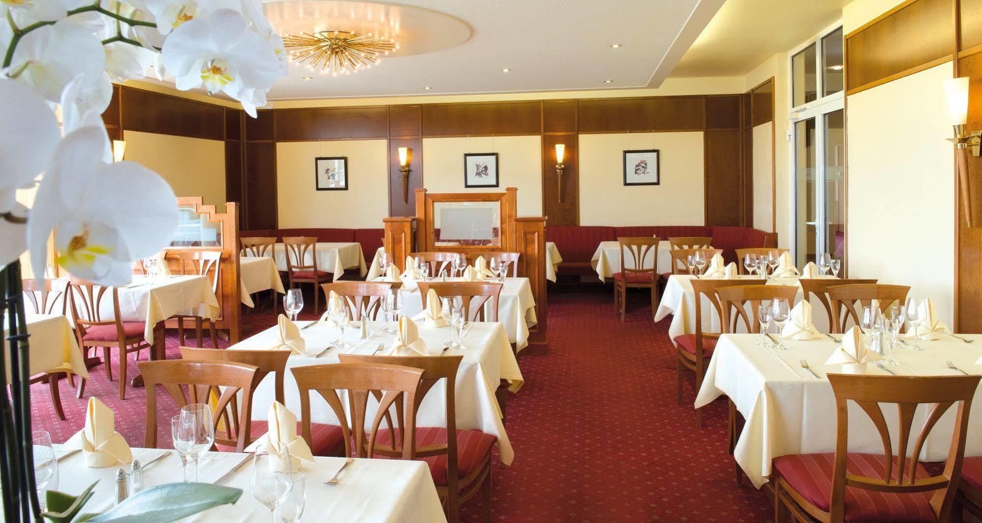 Victor'S Residenz-Hotel Teistungenburg Esterno foto